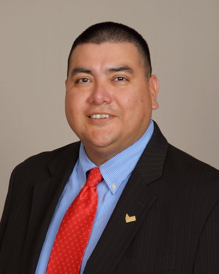 Alvardo, Chris